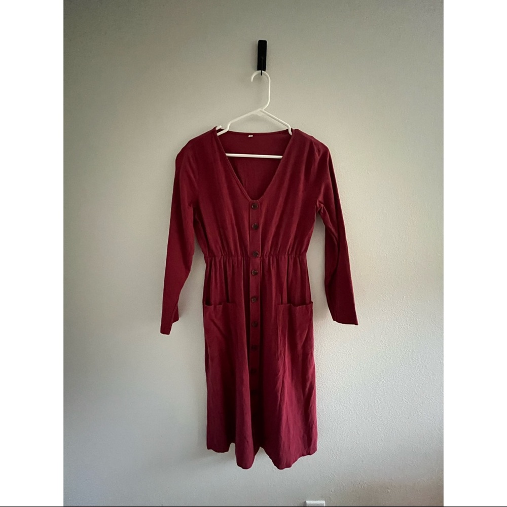 NWOT: Maroon Dress‎